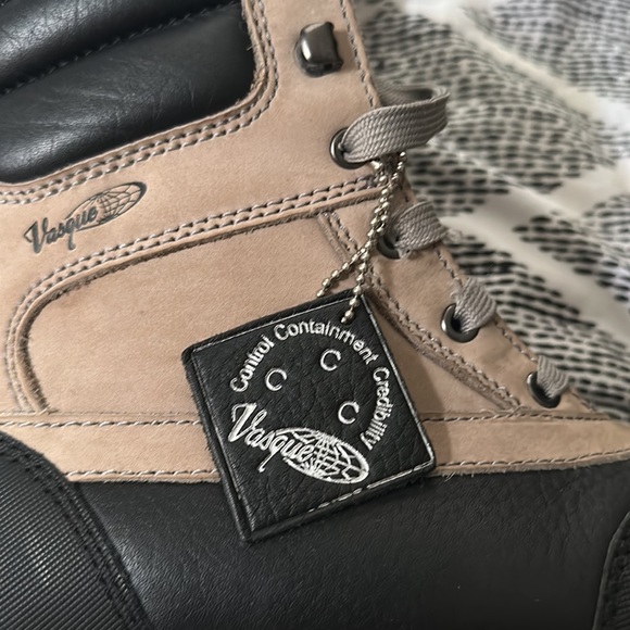 Size 9 great boot in almost new condition - Picture 10 of 10